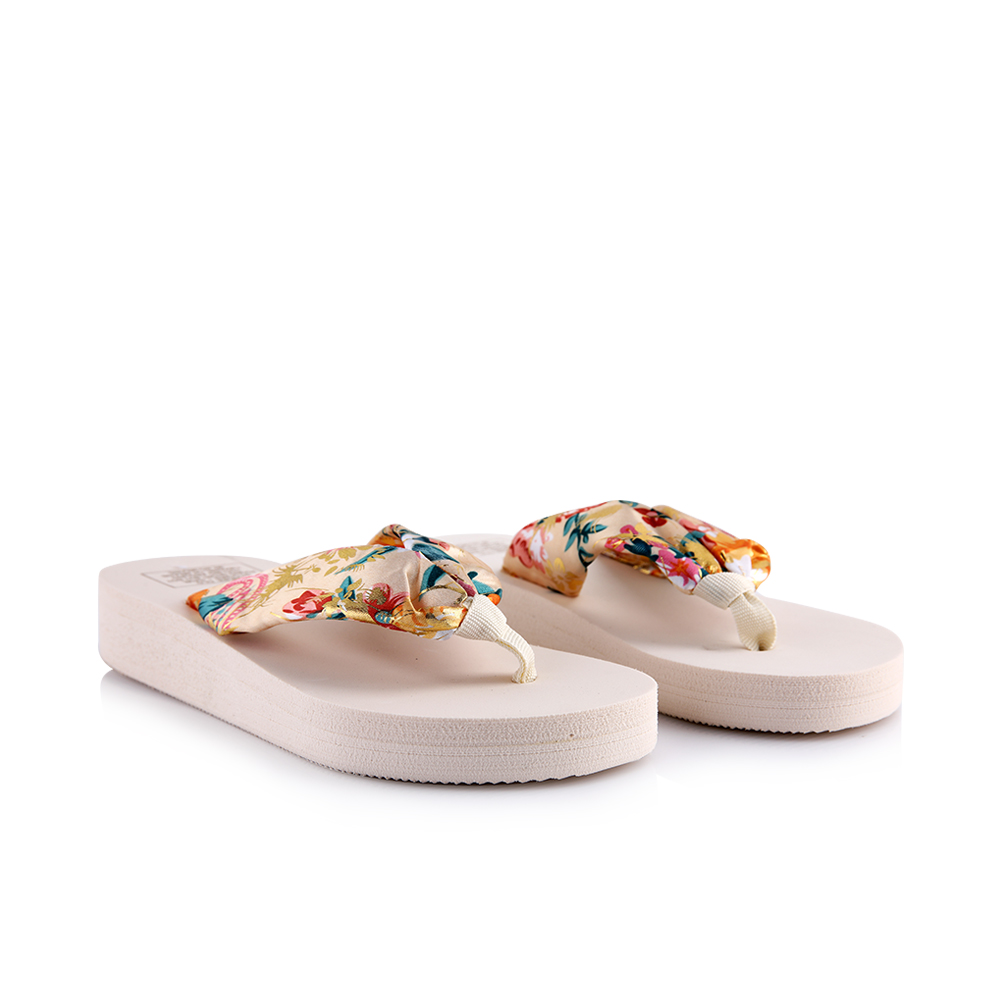 Beach Slipper with a thick platform - White - Size 37