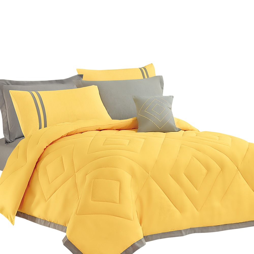7 Pcs Milano Comforter Set - King  size - 260 * 240 - N 5