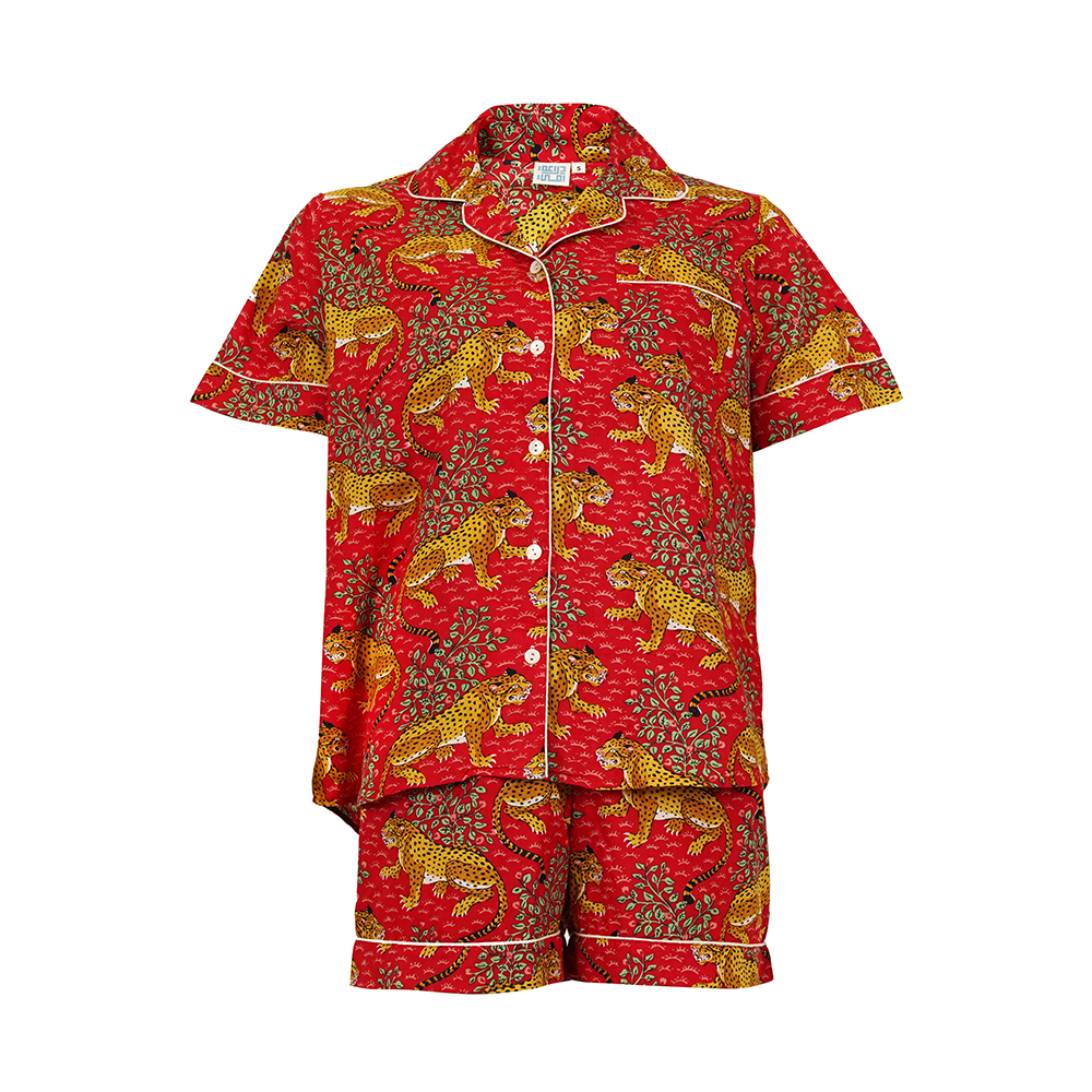 Short-Sleeved Cotton Pajamas With Red Shorts