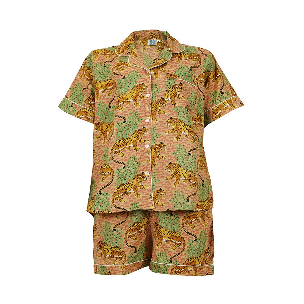 Short-Sleeved Cotton Pajamas With Beige Shorts