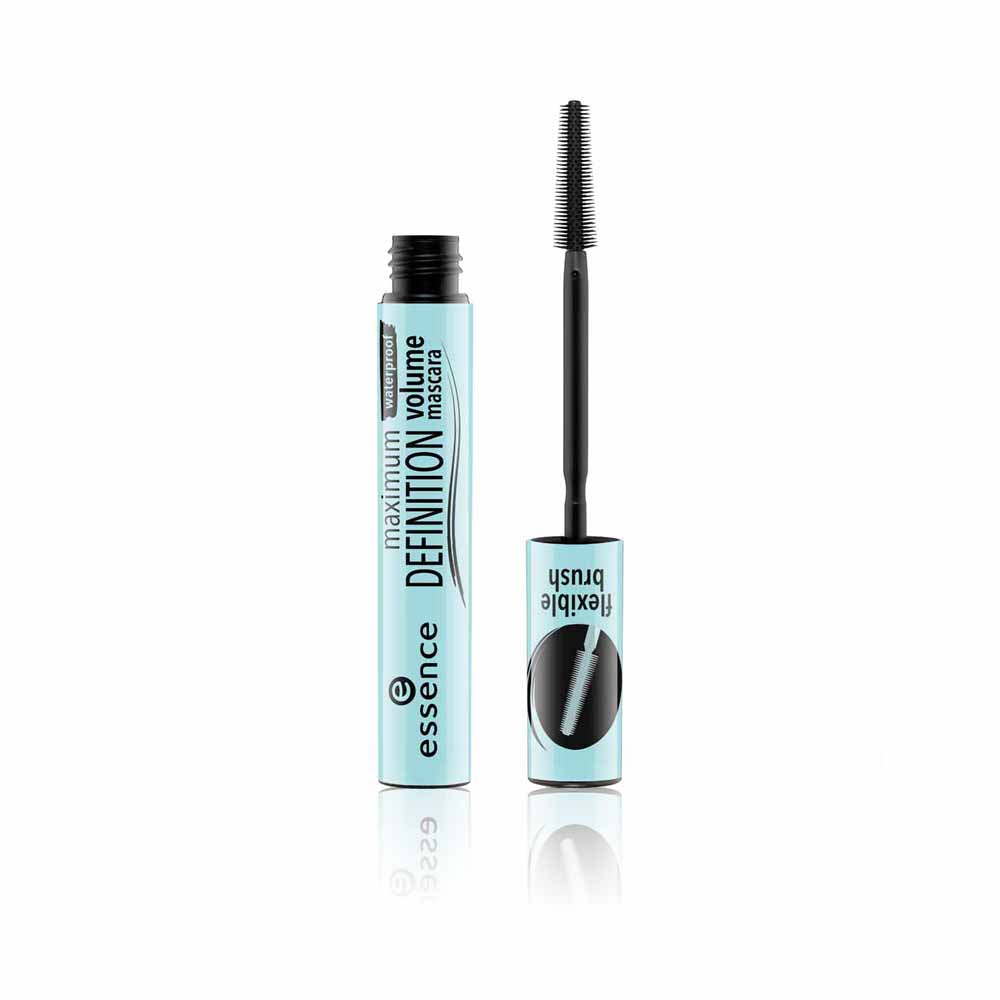 Maximum Definition Waterproof Volume Mascara  