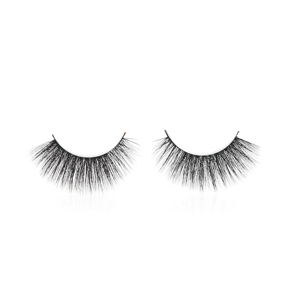 Eyelashes - gabriela