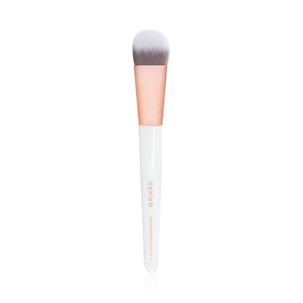 Angled Foundation Brush - F 06